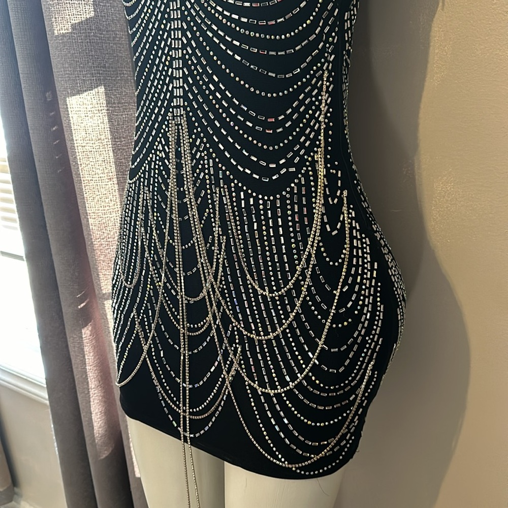 Dress - Picture 3 of 8